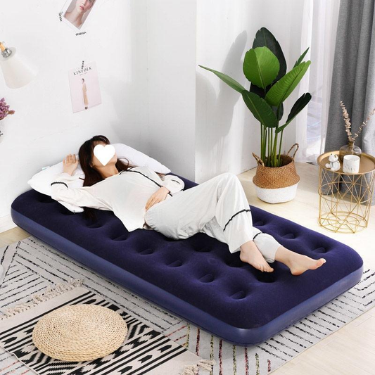 Matelas gonflable de luxe pour l'extérieur, rayé et en velours