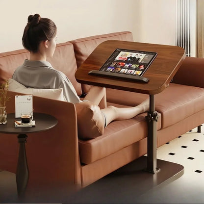 Table multifonctionnelle au design moderne